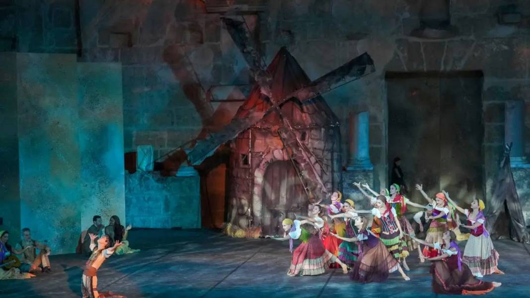 İspanyol Ezgileri Aspendos’ta Don Kişot Resitaliyle Çınladı! 3